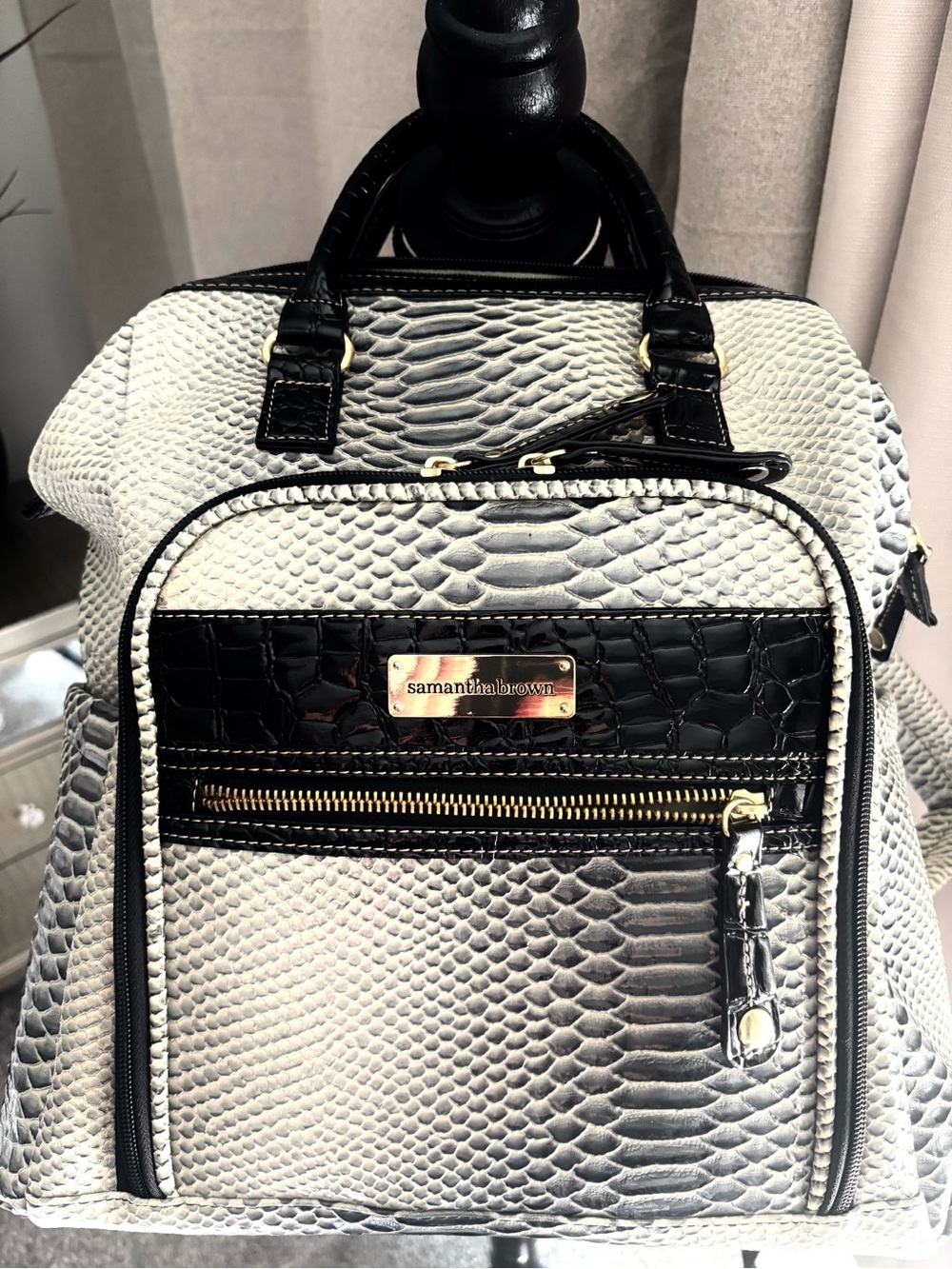 NEW! SAMANTHA BROWN OMBRO CROCO EMBOSSED BACKPACK/CARRY ON BLACK WHITE - Picture 15 of 15